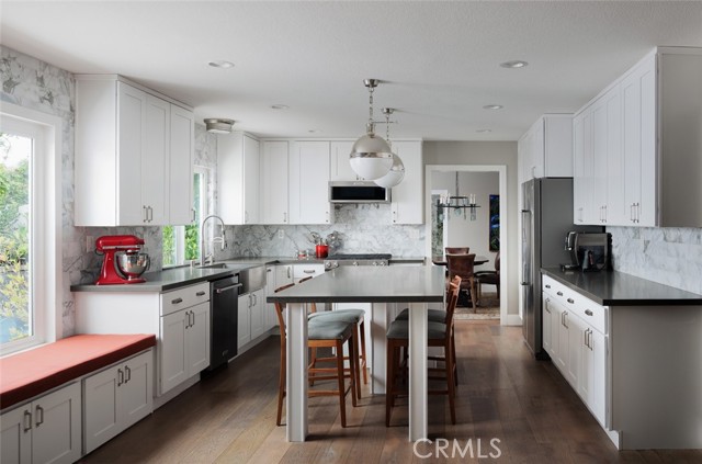 25392 Shadywood, Laguna Niguel CA: https://media.crmls.org/medias/a03cd9c4-bebb-46f9-baad-0d02b1abf509.jpg