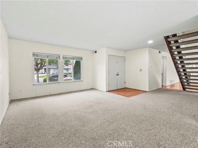 Detail Gallery Image 15 of 55 For 25582 Old Course Way, Valencia,  CA 91355 - 4 Beds | 3 Baths
