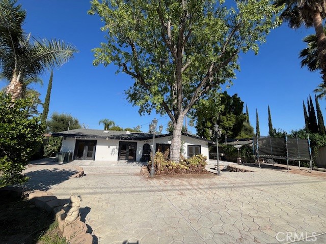 Detail Gallery Image 33 of 48 For 6201 Corbin Ave, Tarzana,  CA 91356 - 5 Beds | 4 Baths