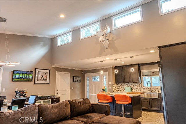 Detail Gallery Image 8 of 51 For 6841 E Bacarro, Long Beach,  CA 90815 - 4 Beds | 3 Baths