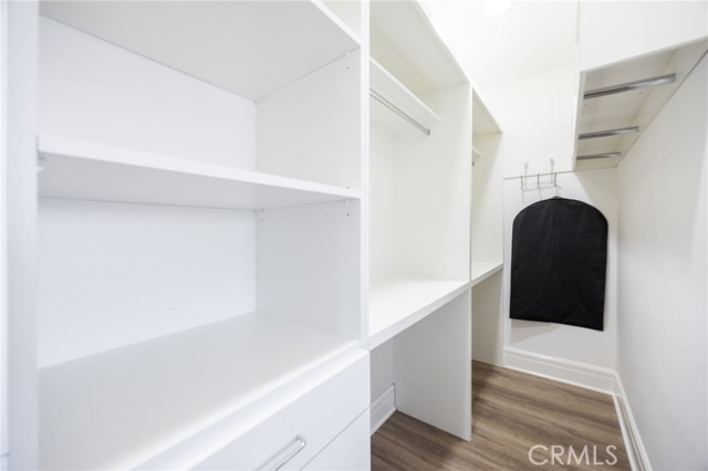 1281 E Orange Grove Boulevard, Pasadena CA: https://media.crmls.org/medias/a03ec273-7d20-4765-8f75-632951a899c8.jpg