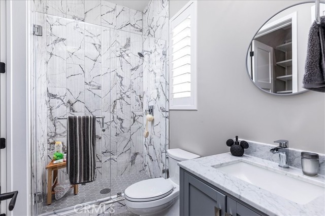 Detail Gallery Image 29 of 74 For 38000 via Vista Grande, Murrieta,  CA 92562 - 5 Beds | 5/2 Baths