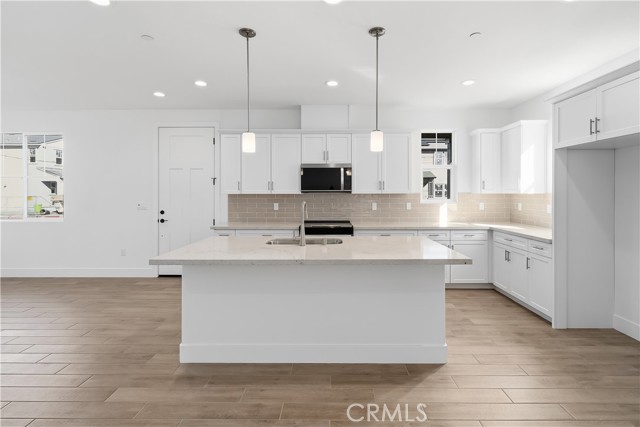 Detail Gallery Image 10 of 33 For 209 Foxtrot Ct, San Luis Obispo,  CA 93401 - 3 Beds | 2/1 Baths