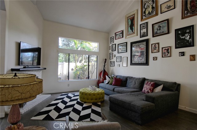 A04056e3 8adc 4be0 874c C454b456ffd3