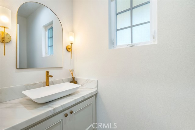 38566 Vista Del Bosque, Murrieta CA: https://media.crmls.org/medias/a04090a1-9ecc-4ca1-b095-78ac97bb45fb.jpg