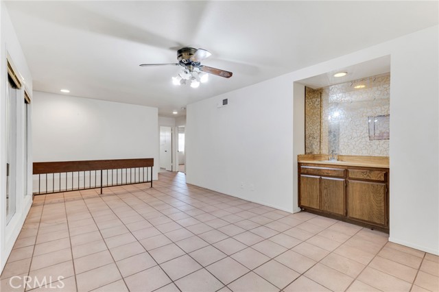 Detail Gallery Image 8 of 24 For 3220 California, Signal Hill,  CA 90755 - 3 Beds | 2 Baths