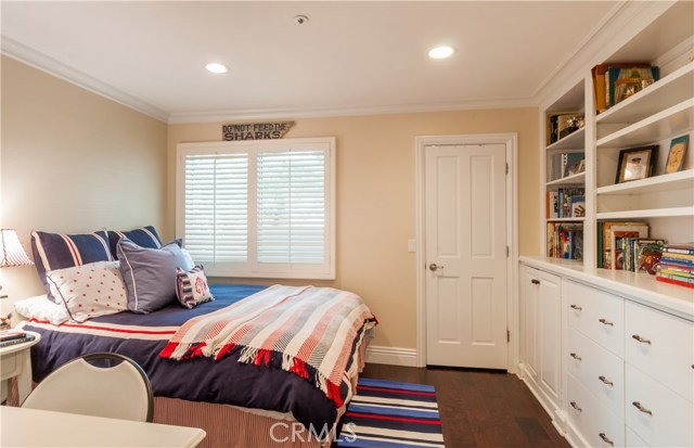 712 Manhattan Beach Boulevard, Manhattan Beach, California 90266, 3 Bedrooms Bedrooms, ,3 BathroomsBathrooms,Residential,Sold,Manhattan Beach,SB17051799