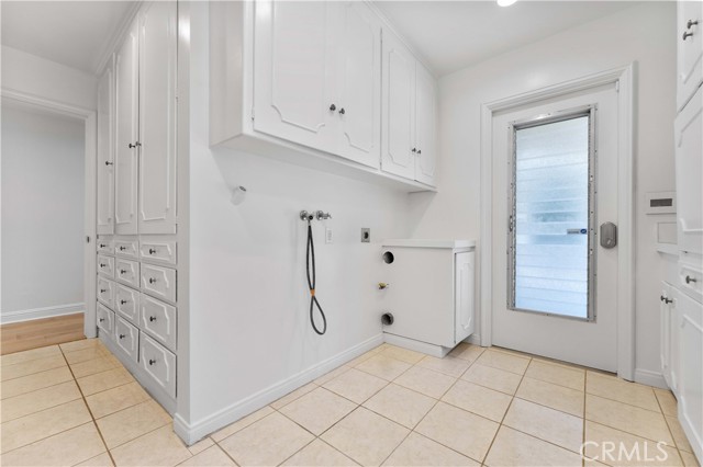 Image 47 of 67 For 950 Spring Meadow Drive
