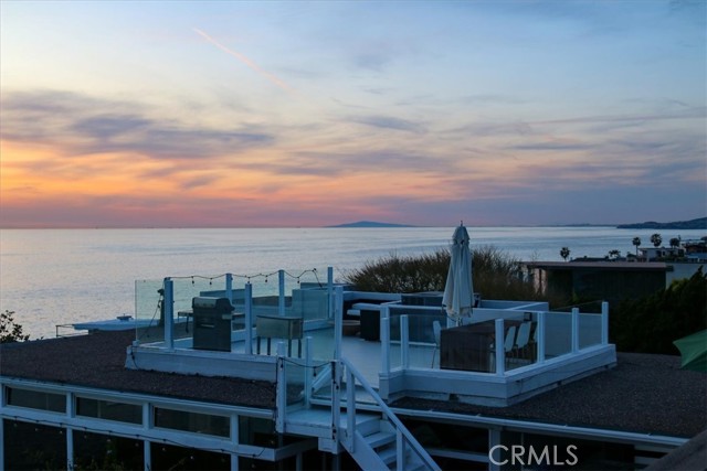32051 Pacific Coast Highway, Laguna Beach CA: https://media.crmls.org/medias/a041b0a0-0e37-4f64-8c46-ca405923ec02.jpg