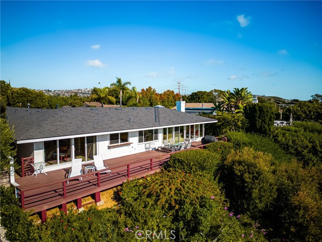 2815 Blue Water Drive, Corona del Mar CA: https://media.crmls.org/medias/a041e2a8-5f00-45e2-b0bc-b5f1f15d0b41.jpg