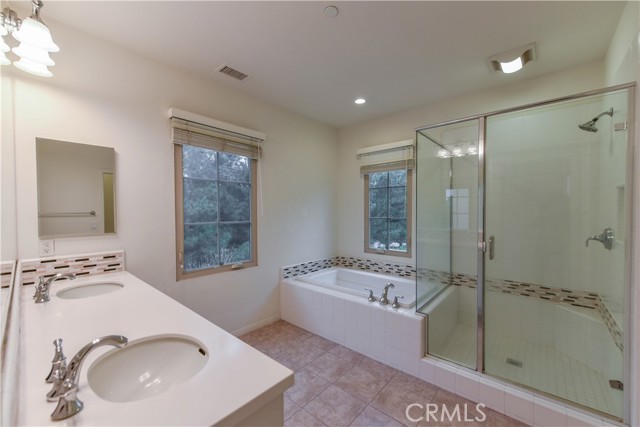 Detail Gallery Image 22 of 43 For 60 Brindisi, Irvine,  CA 92618 - 3 Beds | 2/1 Baths