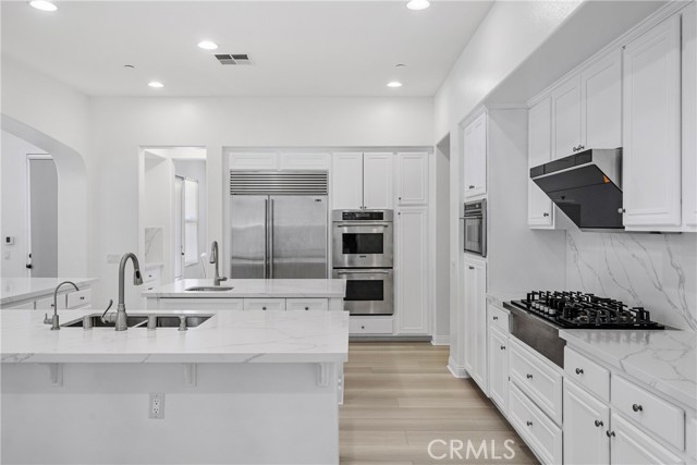 Detail Gallery Image 13 of 43 For 26743 Mont Calabasas Dr, Calabasas,  CA 91302 - 5 Beds | 6 Baths