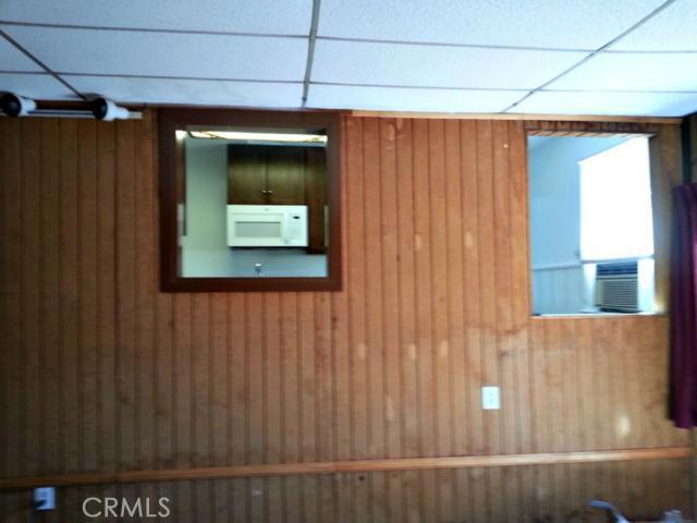 11947 Redbank Street photo 6