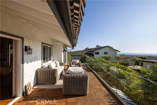 Detail Gallery Image 22 of 30 For 3 White Water Dr, Corona Del Mar,  CA 92625 - 3 Beds | 3/1 Baths