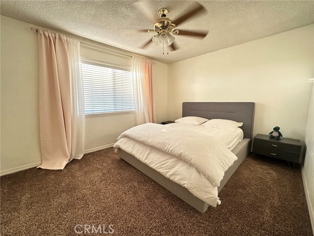 Detail Gallery Image 9 of 33 For 3623 Redlands, Bakersfield,  CA 93306 - 3 Beds | 2 Baths