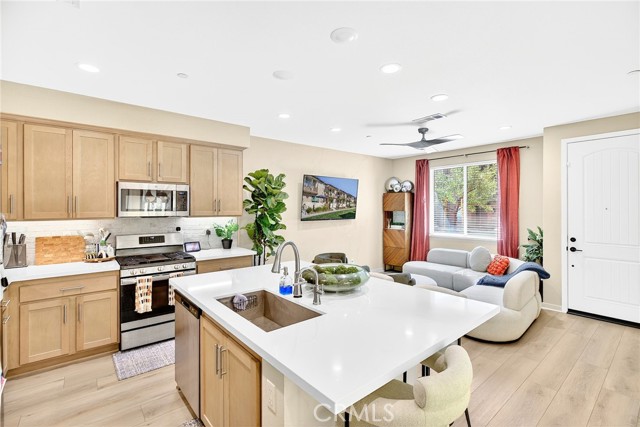 Detail Gallery Image 16 of 42 For 39400 Corvina Ln, Temecula,  CA 92591 - 2 Beds | 2/1 Baths