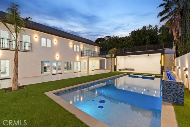 5965 Nora Lynn Drive, Woodland Hills CA: https://media.crmls.org/medias/a045db53-f360-45ce-ba7f-8b3e67a115a3.jpg