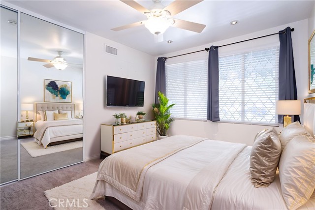 24302 Vista Ridge Drive, Valencia CA: https://media.crmls.org/medias/a046ee42-578e-4255-8cde-690d90e56964.jpg