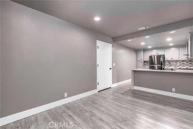 Detail Gallery Image 10 of 29 For 234 via La Paz, San Luis Obispo,  CA 93401 - 3 Beds | 2/1 Baths