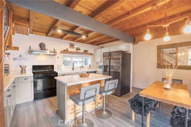 40189 Mahanoy Lane, Big Bear Lake, CA 92315