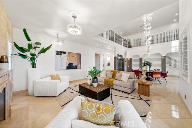 Detail Gallery Image 11 of 66 For 4090 Naples Ct, Yorba Linda,  CA 92886 - 6 Beds | 6/1 Baths