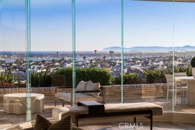 Detail Gallery Image 18 of 60 For 1535 Dolphin Terrace, Corona Del Mar,  CA 92625 - 3 Beds | 3/1 Baths