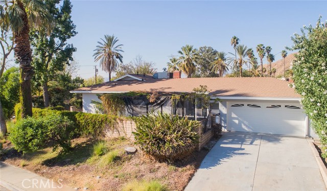 3002 Sugarloaf Dr, Riverside, CA 92507