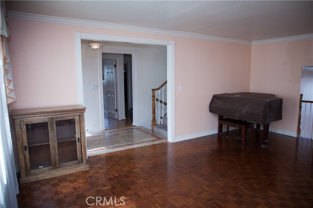 Detail Gallery Image 4 of 38 For 4109 Paseo De Las Tortugas, Torrance,  CA 90505 - 5 Beds | 3/1 Baths