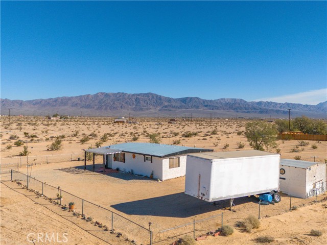 Detail Gallery Image 4 of 58 For 81412 Picadilly Rd, Twentynine Palms,  CA 92277 - 2 Beds | 1 Baths