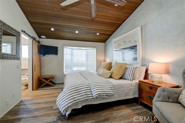 Detail Gallery Image 13 of 29 For 1021 Gaviota Dr, Laguna Beach,  CA 92651 - 3 Beds | 2 Baths