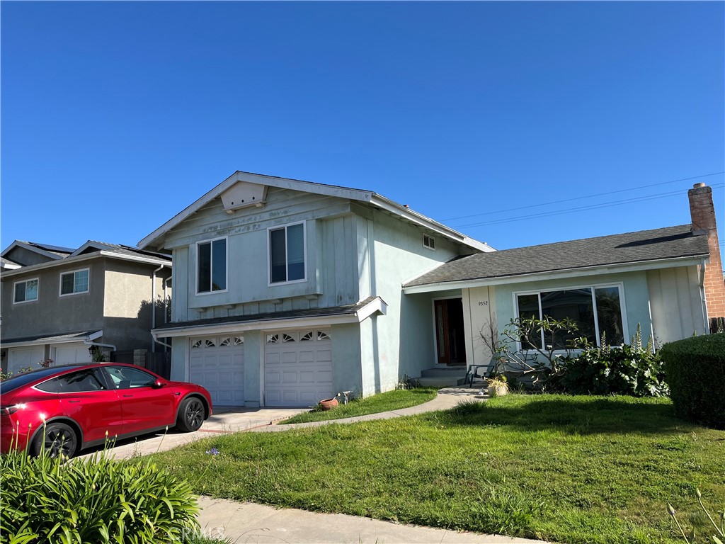 9352 MOKIHANA Drive
