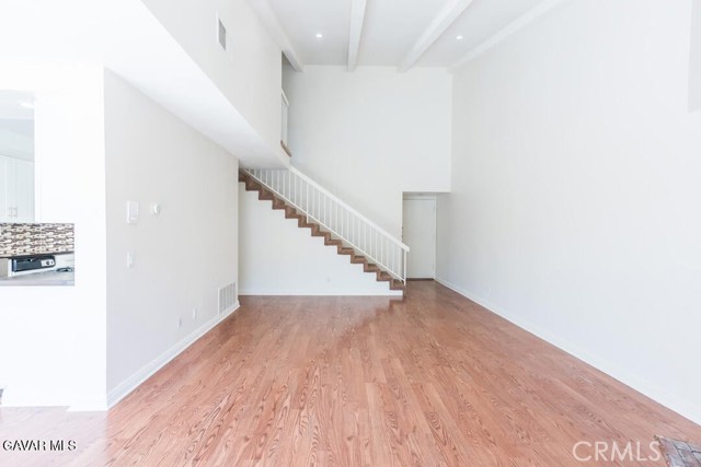 Detail Gallery Image 3 of 42 For 18452 Lemarsh St #48,  Northridge,  CA 91325 - 2 Beds | 3 Baths