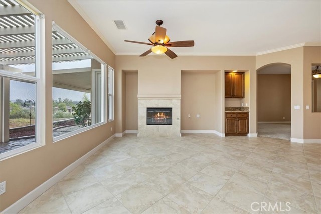 Detail Gallery Image 4 of 19 For 23833 Fawnskin Dr, Corona,  CA 92883 - 3 Beds | 3 Baths