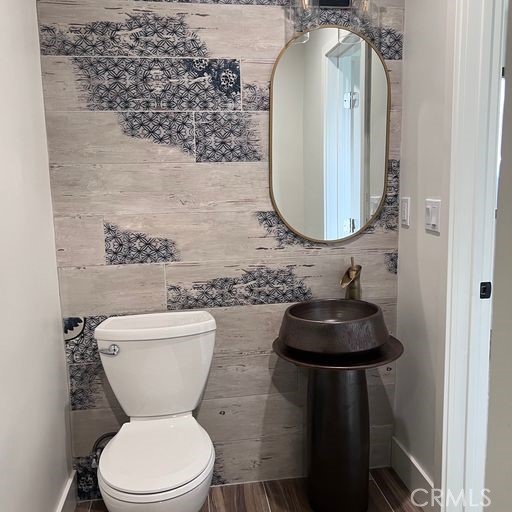 Detail Gallery Image 9 of 12 For 5266 Veronica St, Los Angeles,  CA 90008 - 3 Beds | 3 Baths