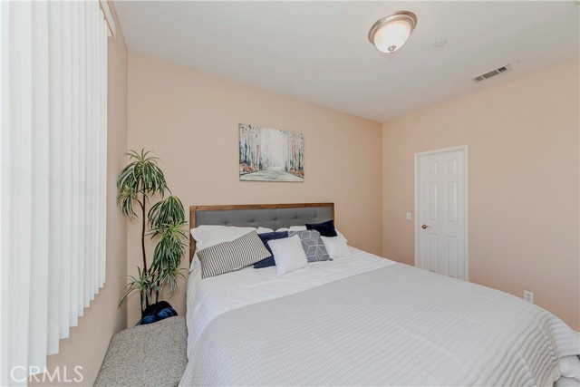 Image 33 of 47 For 6230 Villa Linda Court