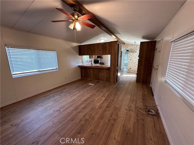 Detail Gallery Image 9 of 21 For 12880 4th, Clearlake Oaks,  CA 95423 - 2 Beds | 2 Baths