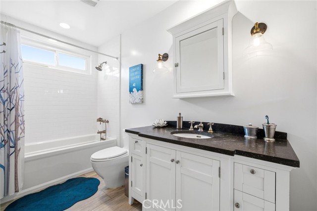 Detail Gallery Image 36 of 47 For 220 Detroit Ave, Huntington Beach,  CA 92648 - 3 Beds | 2/1 Baths