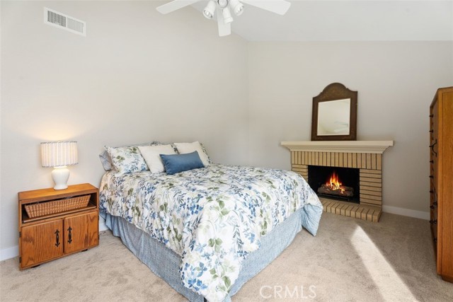 27552 Berdun, Mission Viejo CA: https://media.crmls.org/medias/a0509a23-2c14-448f-96e3-bd647f11f8d8.jpg