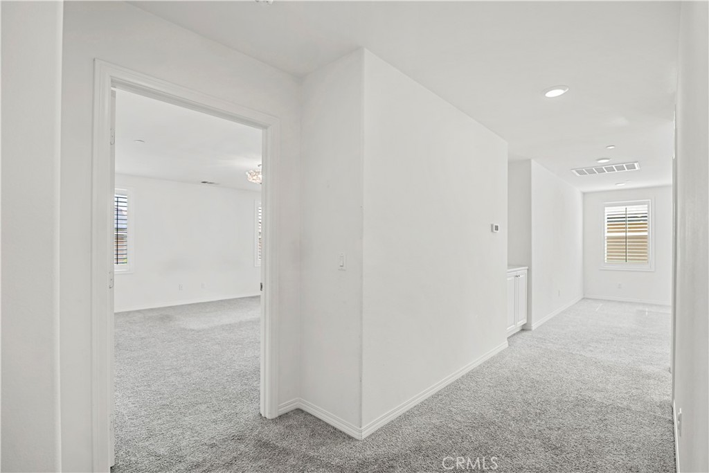 MLS #WS25243385 image #43