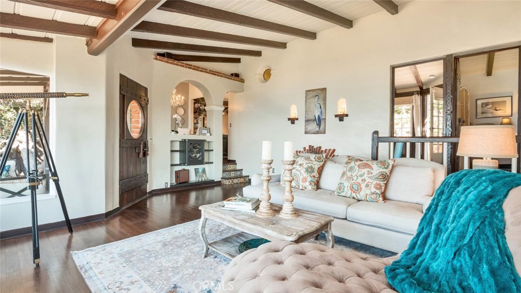 31112 Monterey Street Laguna Beach CA 92651