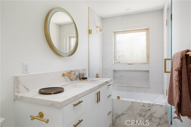 Detail Gallery Image 22 of 42 For 212 E 19th St, Costa Mesa,  CA 92627 - 5 Beds | 4 Baths