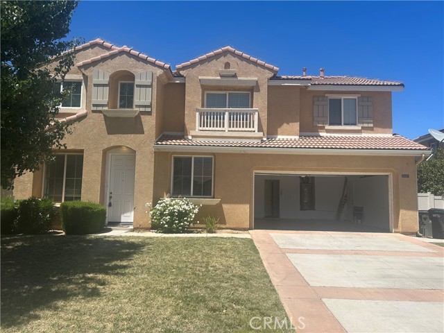 2337 W Avenue P12, Palmdale CA: https://media.crmls.org/medias/a052d3a3-9ba2-41f2-989f-b13f4099009d.jpg