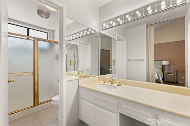 21730 Marylee Street, Woodland Hills CA: https://media.crmls.org/medias/a05364ff-8c9f-4277-a6b5-4b0e6a8bc07a.jpg