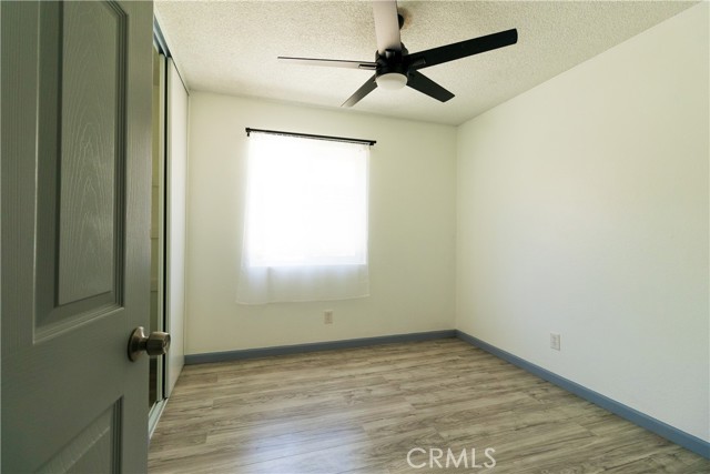 Detail Gallery Image 13 of 20 For 17715 Lakespring Ave, Palmdale,  CA 93591 - 4 Beds | 2 Baths