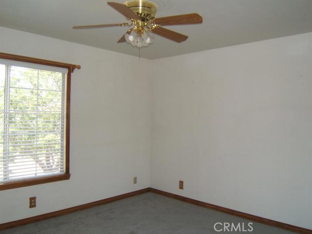 Detail Gallery Image 21 of 31 For 16342 Ridge View Dr, Apple Valley,  CA 92307 - 4 Beds | 2/1 Baths