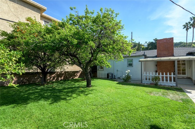 Detail Gallery Image 44 of 58 For 2111 N Verdugo, Glendale,  CA 91208 - 2 Beds | 2 Baths
