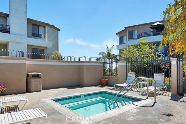 Detail Gallery Image 69 of 74 For 280 Cagney Ln #301,  Newport Beach,  CA 92663 - 2 Beds | 2 Baths
