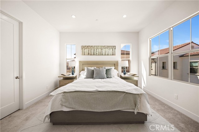 Detail Gallery Image 13 of 30 For 310 Carefree, Irvine,  CA 92618 - 4 Beds | 3 Baths