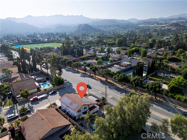 10670 Deering Avenue, Chatsworth CA: https://media.crmls.org/medias/a0564517-8796-418b-ba80-eb6155481f05.jpg