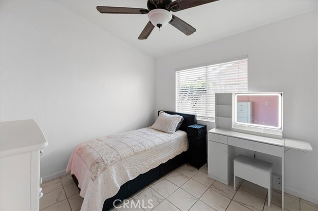 Detail Gallery Image 9 of 17 For 11375 Winery Dr., Fontana,  CA 92337 - 3 Beds | 2 Baths